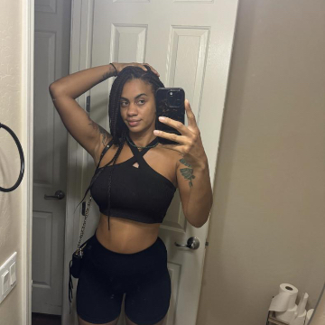 Click for Amelia_depreeaz profile