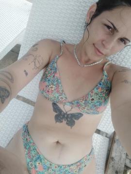 Click for Axees profile