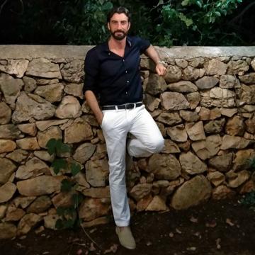 Click for Brucewaine639 profile