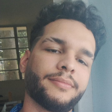 Click for Damian profile