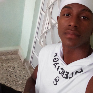 Click for Danyer04 profile