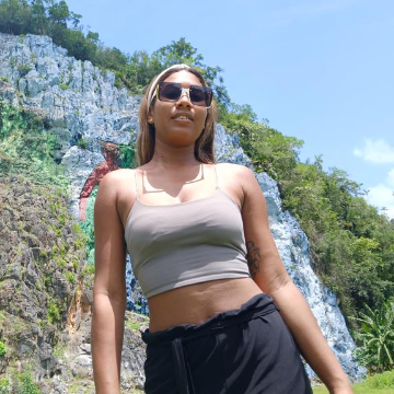 Click for Gaby_quevedo profile