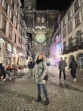 Click for Isabella profile