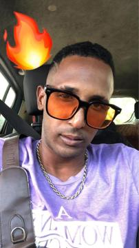 Click for Johan98 profile