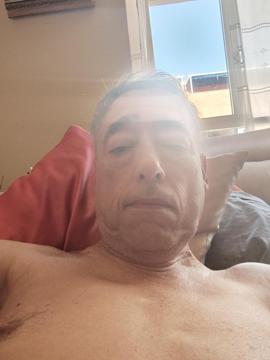 Click for Juankiaro profile