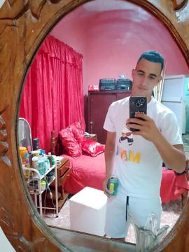 Click for Lachy01 profile