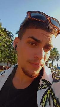 Click for Ricardito_esc03 profile