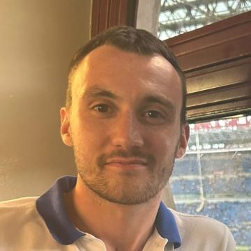 Click for Stefanoo1310 profile