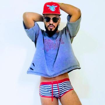 Click for UnAserePensante profile