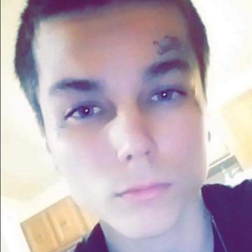 Click for WilliamRxy4 profile