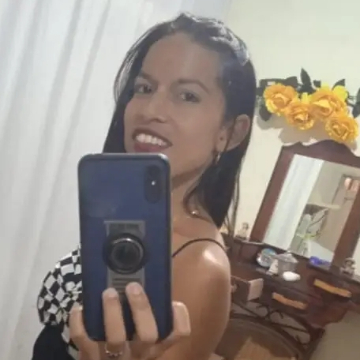 Click for Yaimy profile