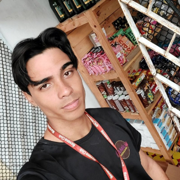 Click for Yoendry profile