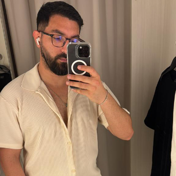 Click for alex33 profile