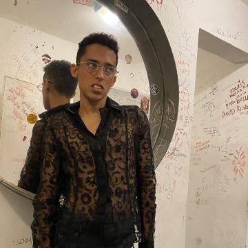 Click for alex_ profile