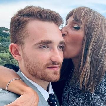 Click for dwaynejohnson96 profile