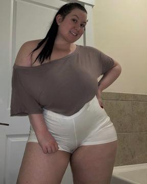 Click for li_ly profile