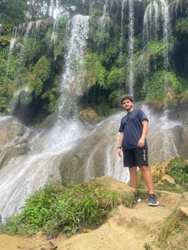 Click for livan16 profile