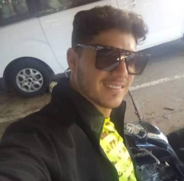 Click for luisbendoyromore profile