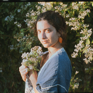 Click for lulu97 profile