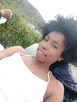 Click for sisi profile