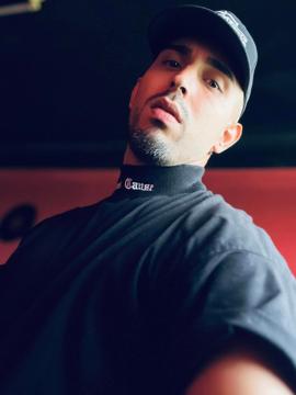 Click for yoanwhite profile